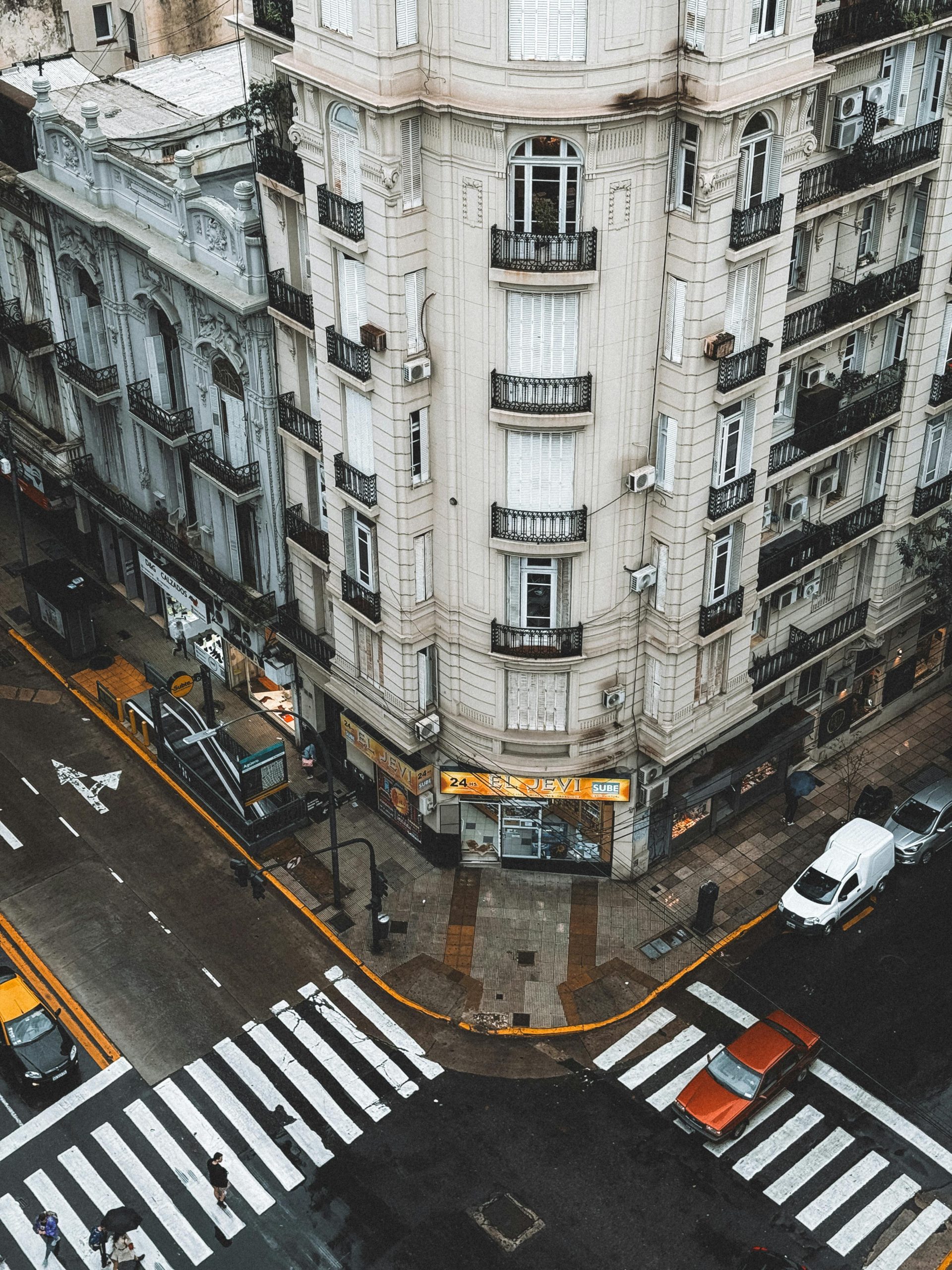 pexels-marina-zvada-844583049-27163415